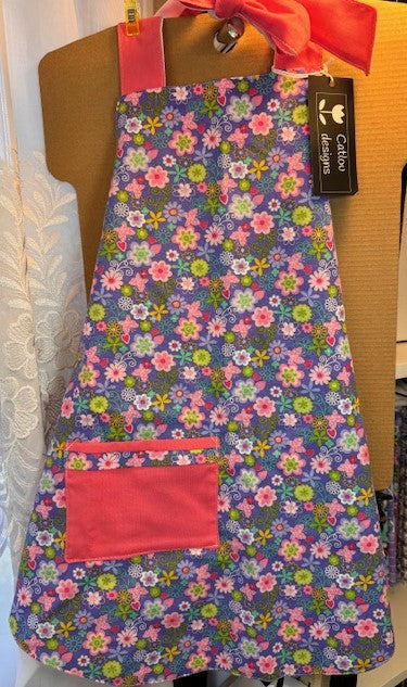 Child's Apron - fits 3 - 5 years